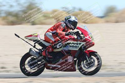 media/Oct-05-2025-CVMA (Sun) [[beeef4f201]]/Race 11-500-400(4)-350 Supersport/